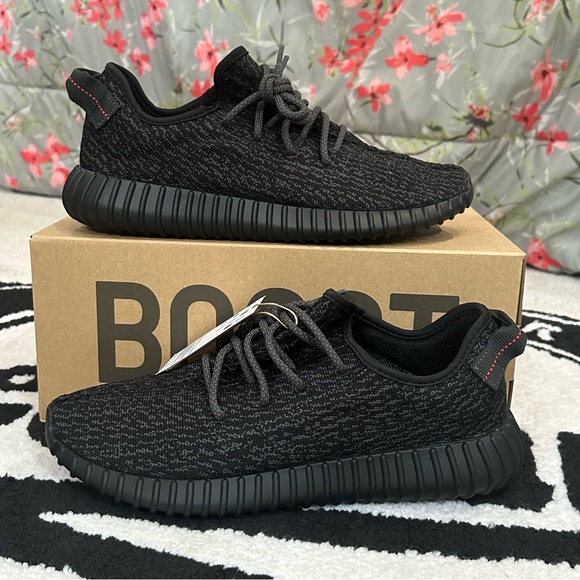 Adidas Yeezy Boost 350 Pirate Black (2023)